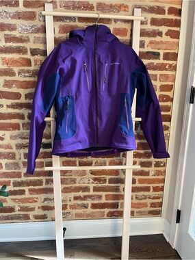 Patagonia Womens' Purple Hooded Softshell Jacket